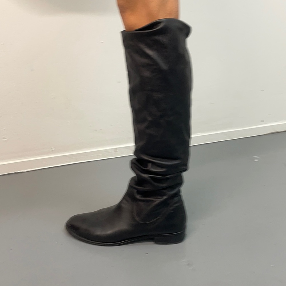 Stewart Weitzman made in Spain size 9